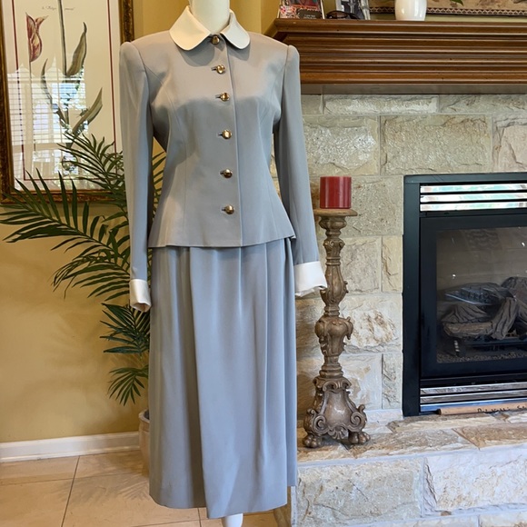 NWOT Vintage David Hayes Pale Grey Suit - Picture 2 of 16